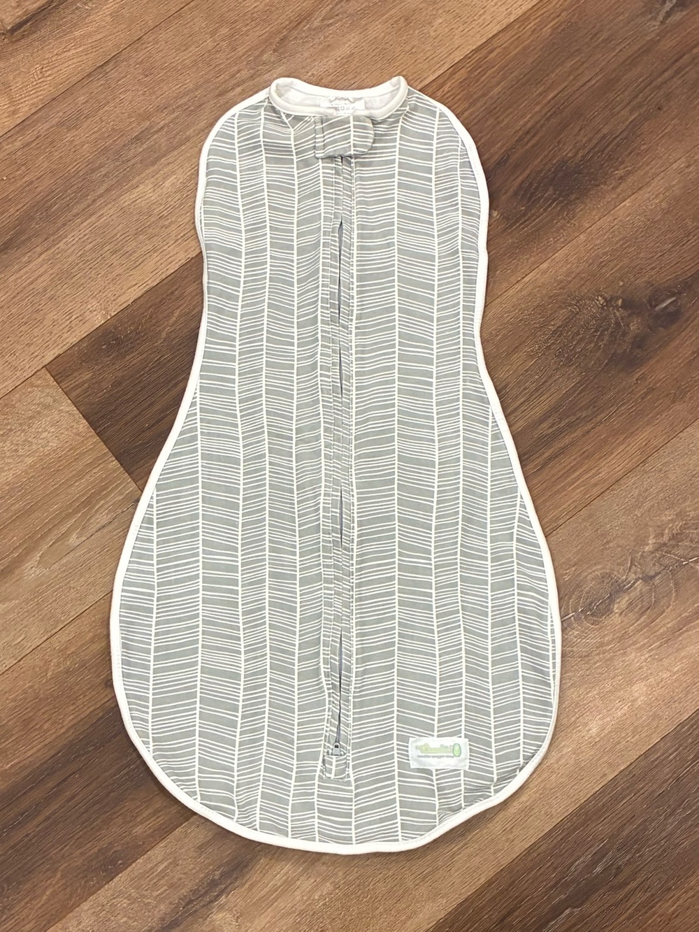 Woombie Gray Sleep Sack Bag Cotton Swaddle Snuggle Baby Infant 3-6m
